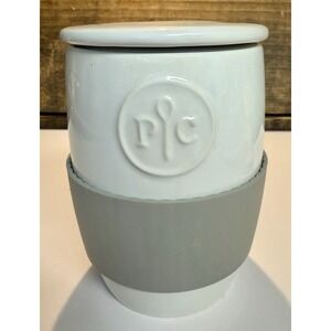 Pampered Chef Ceramic Egg Cooker w/Silicone Sleeve. EUC